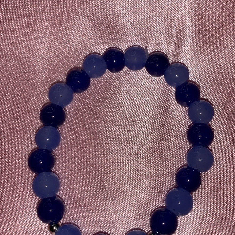 Elegant Blue Beaded Bracelet